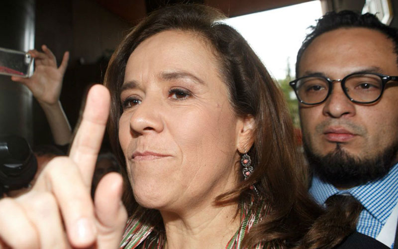 Margarita Zavala renuncia a recursos públicos para su campaña Margarita Zavala renuncia a recursos públicos para su campaña