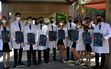 111 18th-generation medical students receive recognition for completing their studies