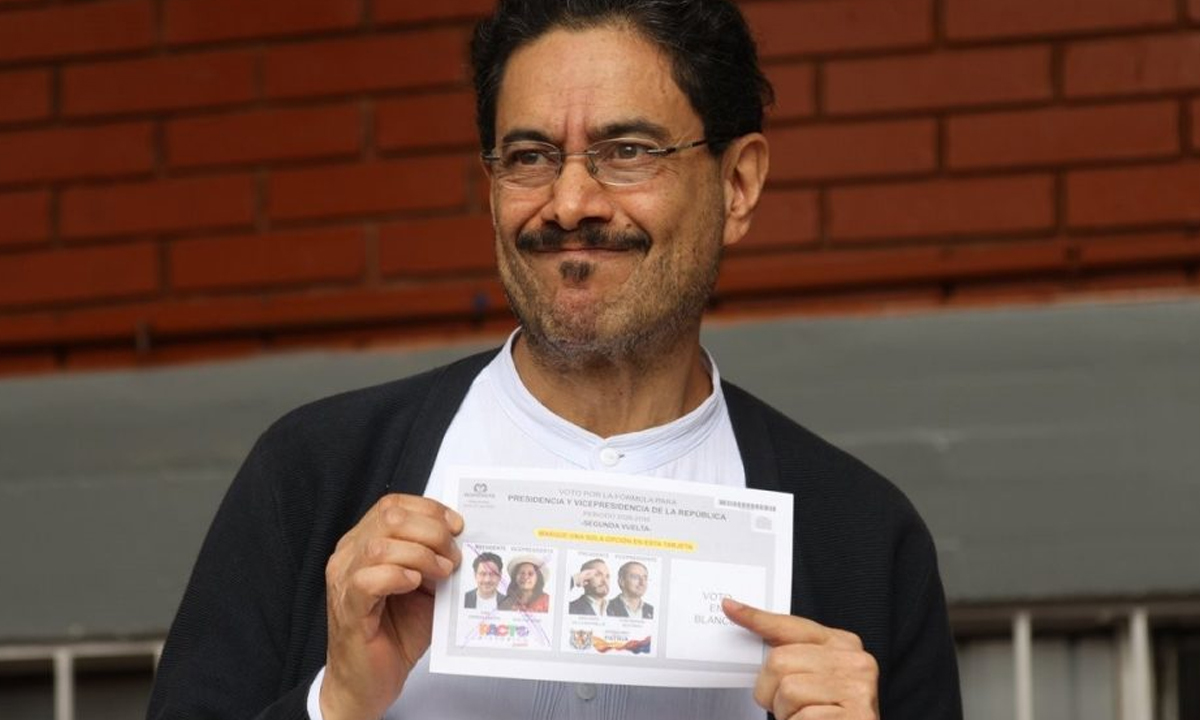 Iván Cepeda reconoce triunfo de Abelardo de la Espriella en Colombia