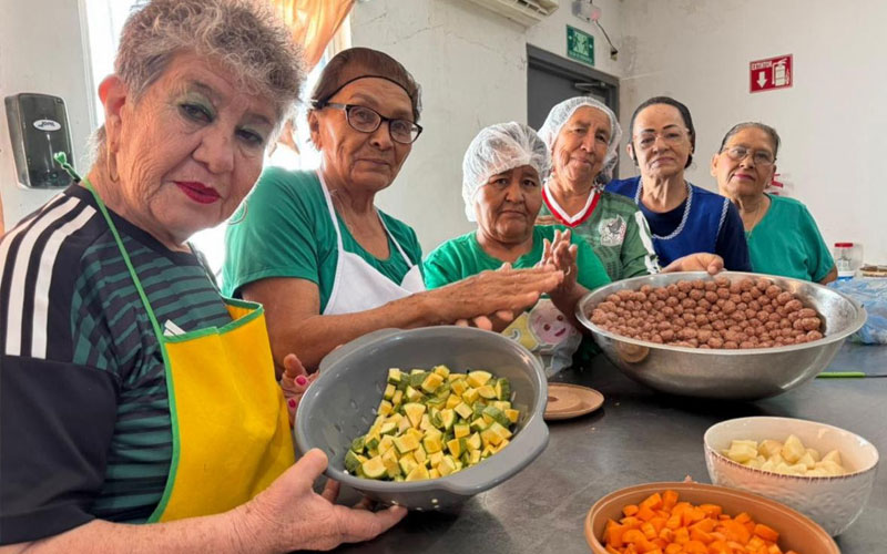 ISAAM impulsa taller de Cocina Tradicional para adultos mayores en Hermosillo