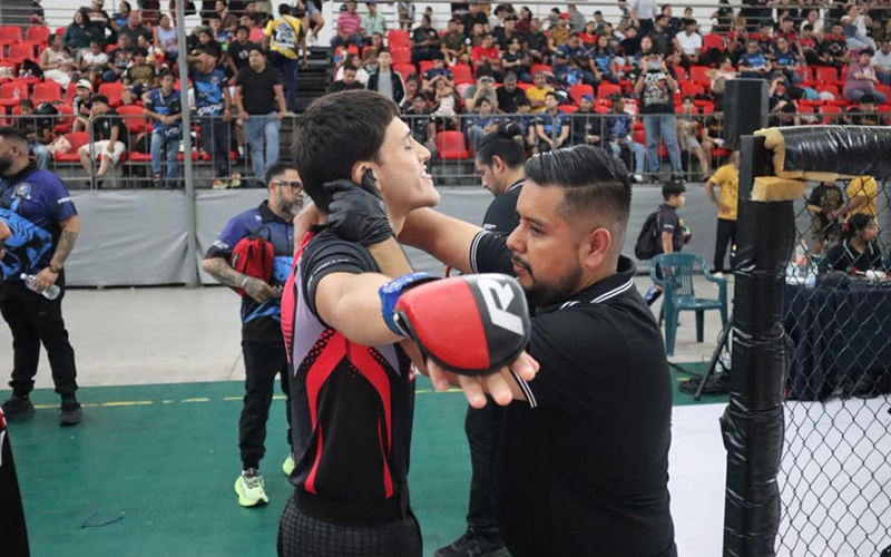 Alumno de Conalep Sonora gana plata nacional y clasifica al Mundial de Artes Marciales Mixtas