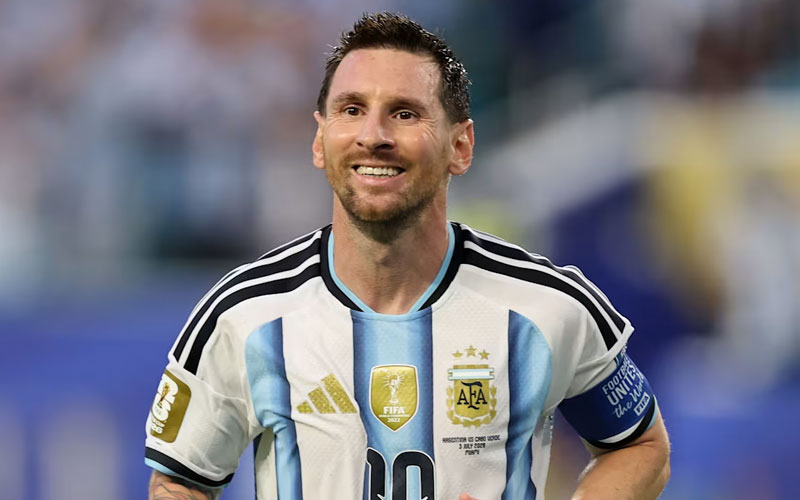  Lionel Messi anuncia su retiro de la selección de Argentina tras más de 20 años de trayectoria