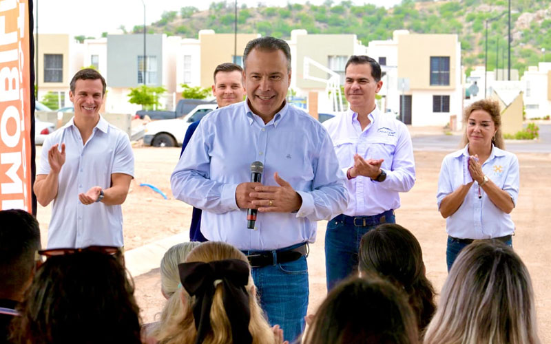 Cárcamo H Cerro Colorado inicia actividades culturales con música y folclor