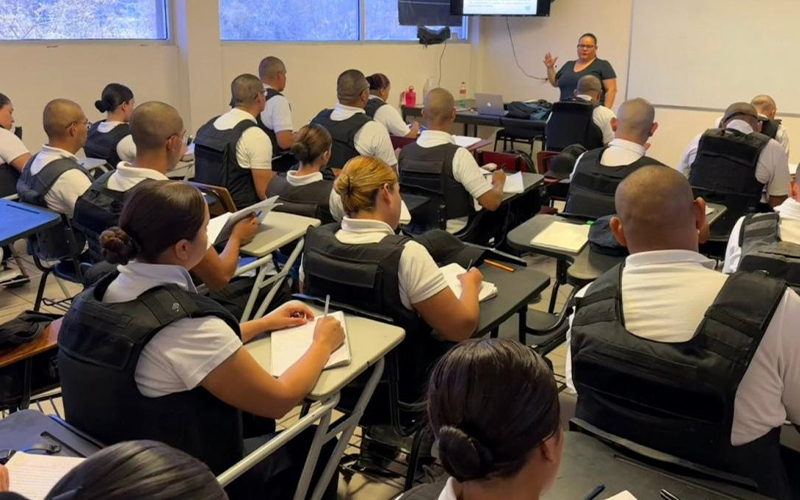 Cadetes de la USP fortalecen su formación con capacitación especializada