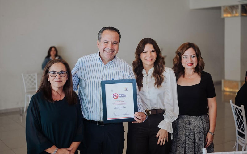 Logran Toño Astiazarán y Patty Ruibal inclusión laboral con programa H Suma