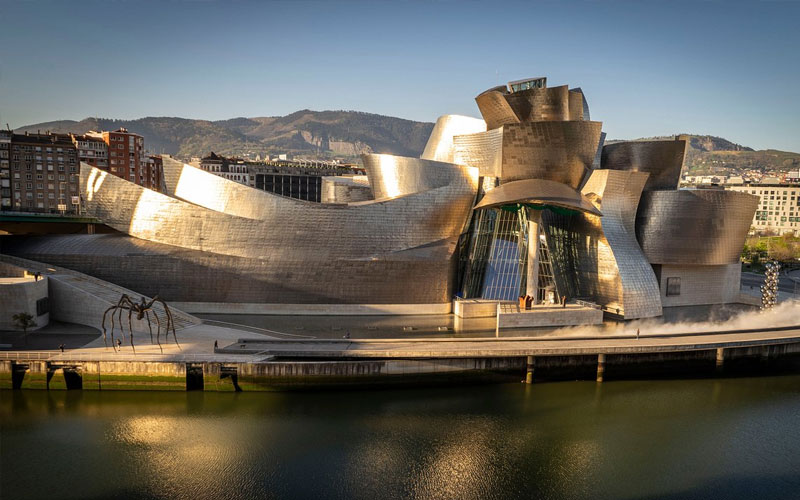 Museo Guggenheim Bilbao, candidato a convertirse en una de las 7 Maravillas Contemporáneas del Mundo