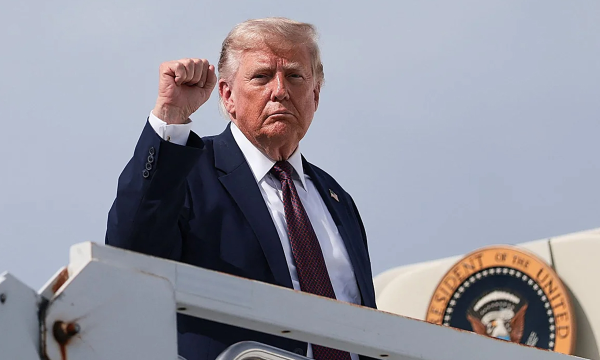 Trump cancela firma de ley de vivienda y exige priorizar reforma electoral
