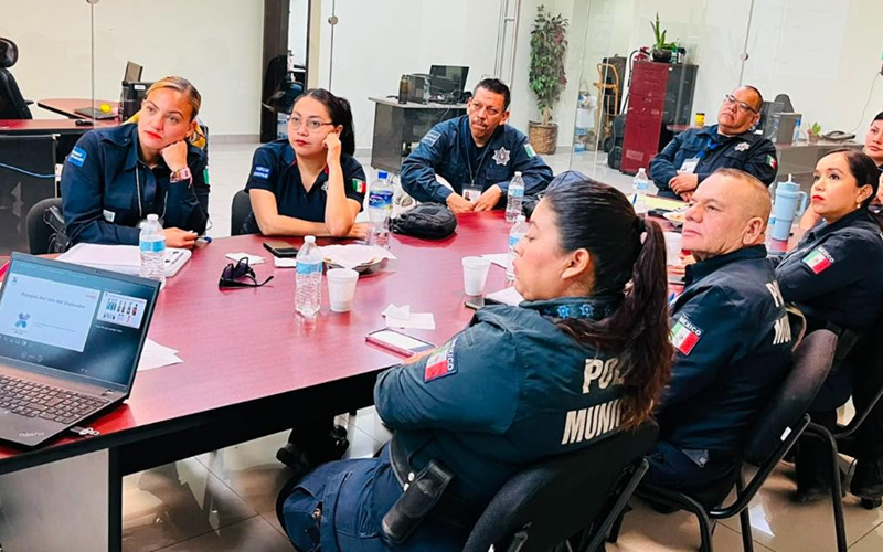 Capacitan a policías de Hermosillo para prevenir violencia y factores de riesgo