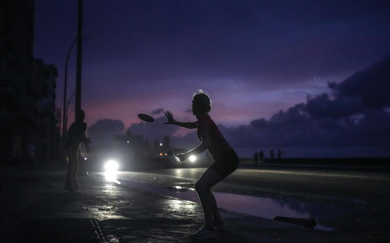 Apagón masivo afecta a cuatro provincias del este de Cuba en plena crisis energética