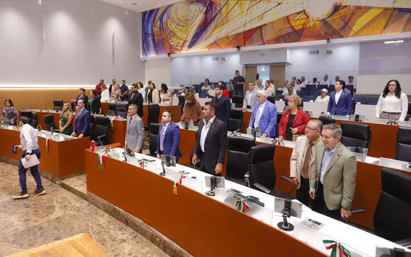 Congreso analiza iniciativas sobre calor extremo, becas e inteligencia artificial