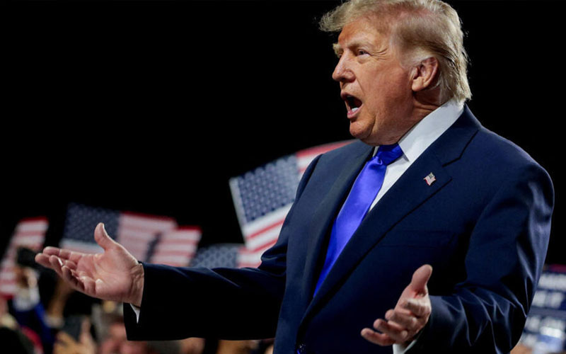 Trump promete entregar 5 mil dólares a cada adulto si los republicanos mantienen el control del Congreso
