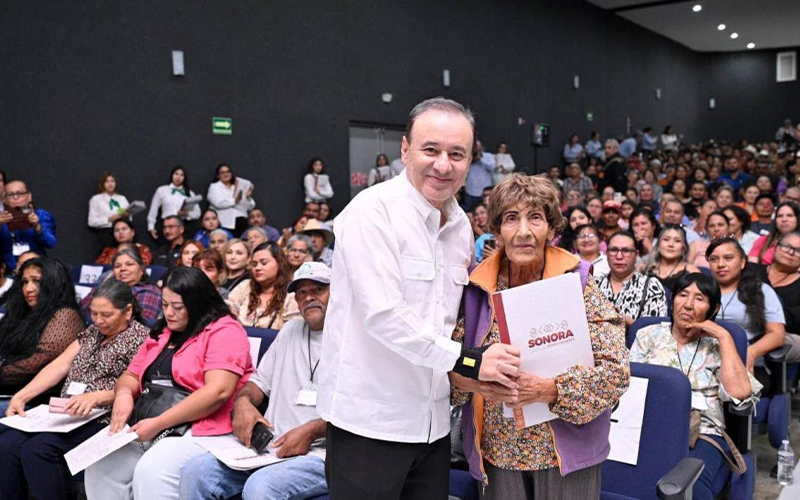 Más de 500 familias de Hermosillo reciben gratis cancelación de hipotecas de Infonavit