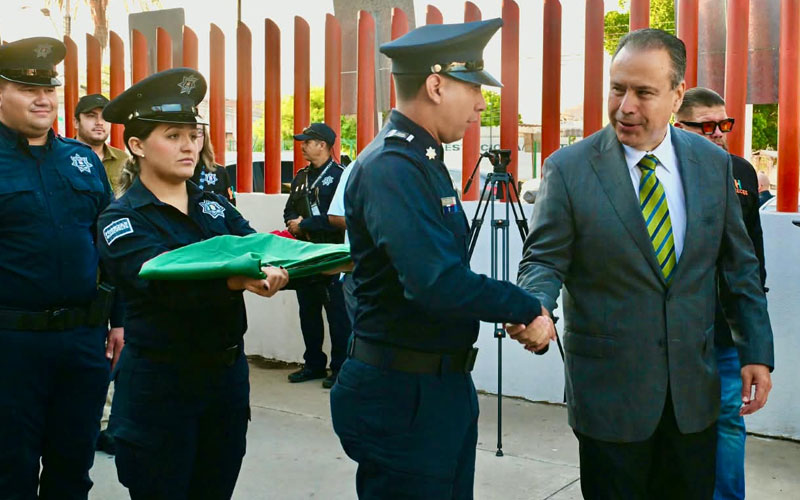 Antonio Astiazarán encabeza ceremonia cívica por inicio del mes patrio en Hermosillo
