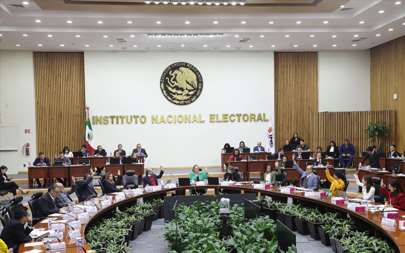 Retrasos de la CNBV complican fiscalización del INE rumbo a revisión de candidaturas