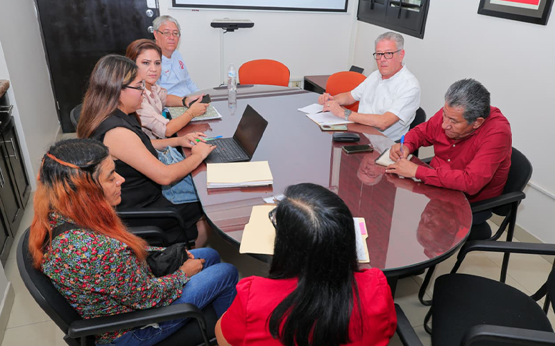 Unison y STAUS revisan casos académicos en comisión mixta de trabajo