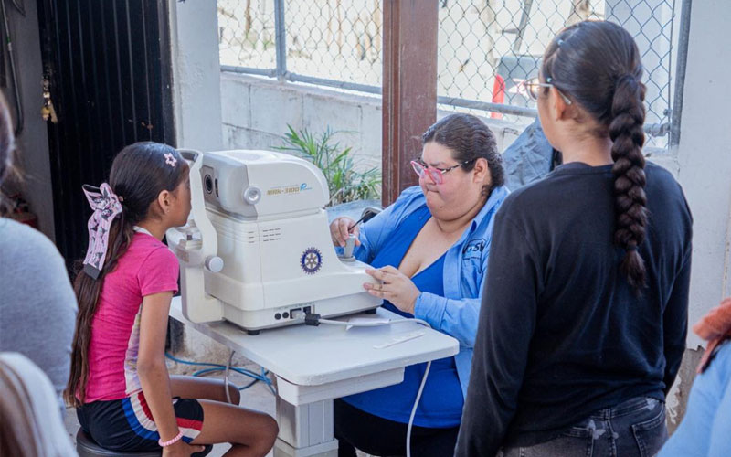 Realizan jornada visual para niñas y niños de Las Cuevitas