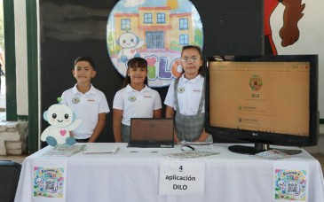 Feriacyt acerca la ciencia y tecnología a jóvenes de Moctezuma