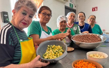 ISAAM impulsa taller de Cocina Tradicional para adultos mayores en Hermosillo