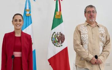 Sheinbaum inicia diálogo con Arévalo en Petén