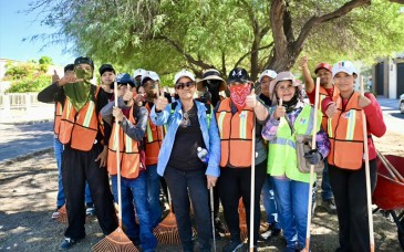 Realizan limpieza y deshierbe en camellones del bulevar Paseo Río Sonora