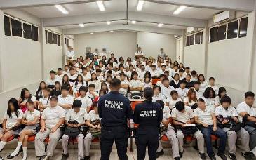 SSPC lleva plática preventiva a estudiantes de Cobach Obregón III