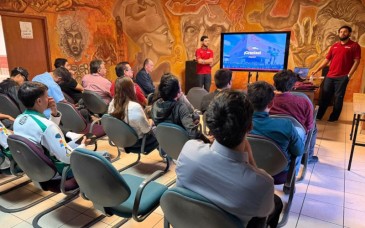 Capacitan a 516 estudiantes para fortalecer talento industrial