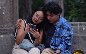 Vincular línea celular con CURP será obligatorio; usuarios podrían perder acceso a SMS
