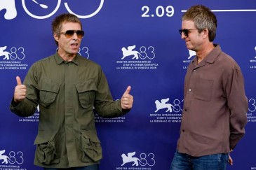 Oasis lleva a Venecia su reencuentro tras 16 años de separación con documental sobre su gira