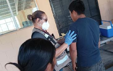 Salud Sonora refuerza vacunación y vigilancia epidemiológica en población migrante agrícola