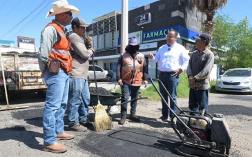 Amplían cuadrillas de bacheo para reparar un millón de metros cuadrados