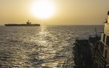 Ormuz reabriría de forma gradual tras posible acuerdo entre EU e Irán