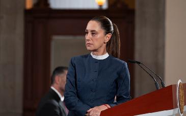 Sheinbaum condena asesinato del alcalde de Uruapan y acusa a la derecha de usar políticamente la tragedia