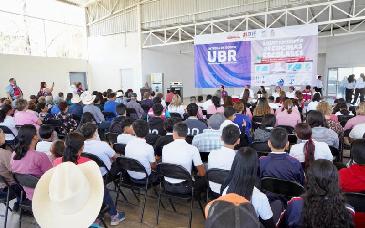 DIF Sonora fortalece rehabilitación y alimentación escolar con apoyos en Mazatán