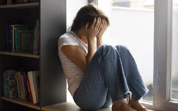 Ansiedad de domingo: por qué aparece y cómo aliviarla antes de que empiece la semana