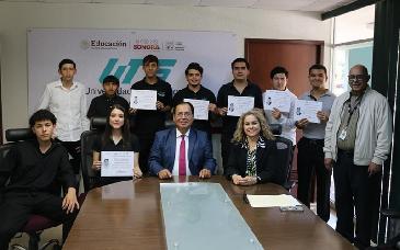 UTS hace historia con primera entrega nacional de certificados de competencia