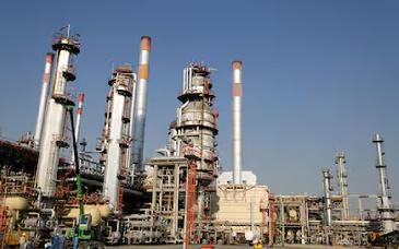 Irán amenaza con atacar instalaciones petroleras del Golfo