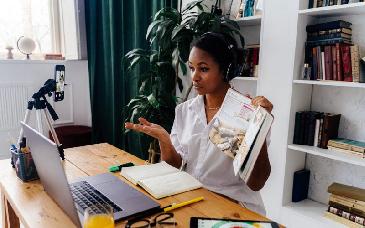 Negocio desde casa: cómo validar, vender y crecer sin gastar de más