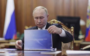 Firma Putin doctrina que facilita uso de armas nucleares tras ataque de Ucrania