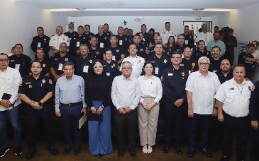 Congreso de Sonora reconoce a bomberos y analiza retos de su labor