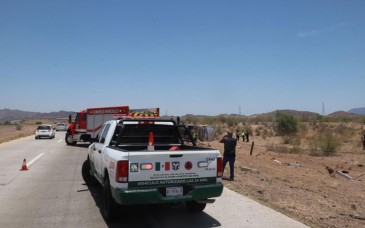 Volcadura de autobús en carretera Guaymas-Hermosillo deja un muerto y ocho lesionados