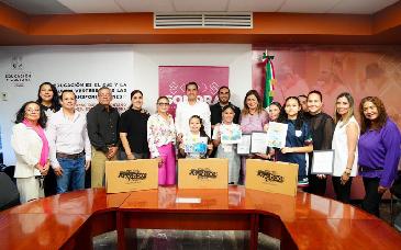 Talento infantil sonorense brilla en el certamen nacional de pintura “La Niñez y La Mar” 2025