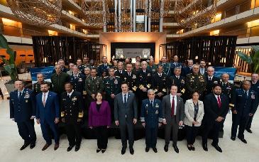 Jefe del Comando Sur de EU alerta papel de China en América Latina
