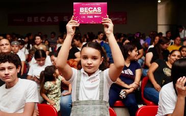 Con inversión histórica de mil millones de pesos, Sonora fortalece apoyos educativos para más de medio millón de estudiantes
