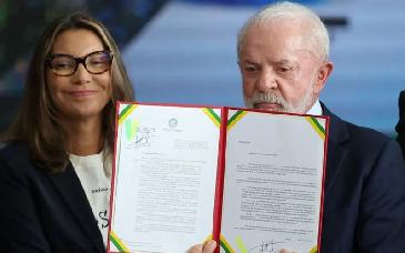 Lula veta ley que reducía penas a Bolsonaro por intento de golpe