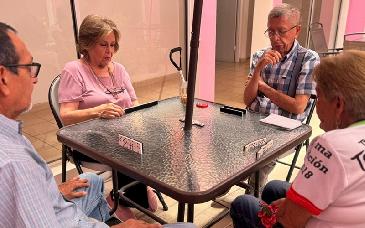 ISAAM impulsa convivencia y salud mental de adultos mayores con actividades recreativas y dominó