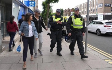 Detienen a 12 personas en Reino Unido por presunta amenaza terrorista contra evento islámico