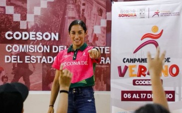 Conviven atletas sonorenses con niñas y niños en Campamento de Verano Codeson