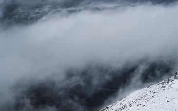 Avalancha en Nepal deja al menos 15 alpinistas desaparecidos en la montaña Yalung Ri Himal