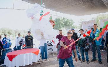 DIF Hermosillo y Ayuntamiento celebran posada navideña con personas en situación de calle