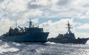 Colisionan dos buques de la Marina de EU en el Caribe